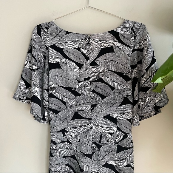 Loft Fern Black White Botanical Print Romper with Pockets - Picture 13 of 14